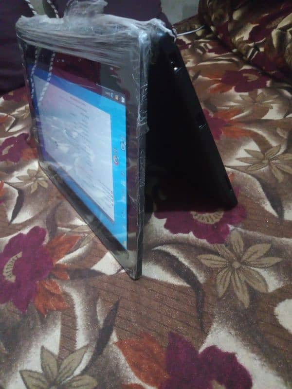 Lenovo yoga 11 e 1