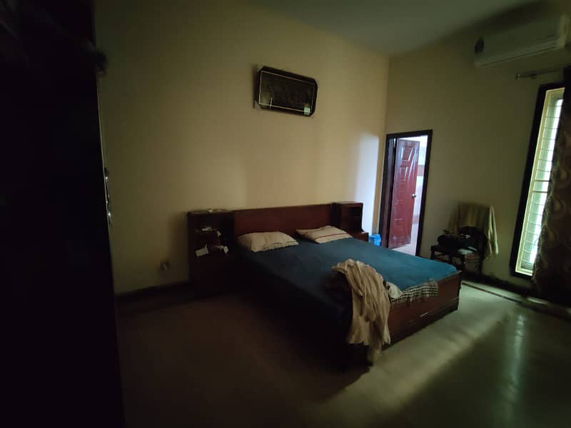 10 Marla House for Rent in Judicial Colony for Family and Silent office (Call center + Software house) 4