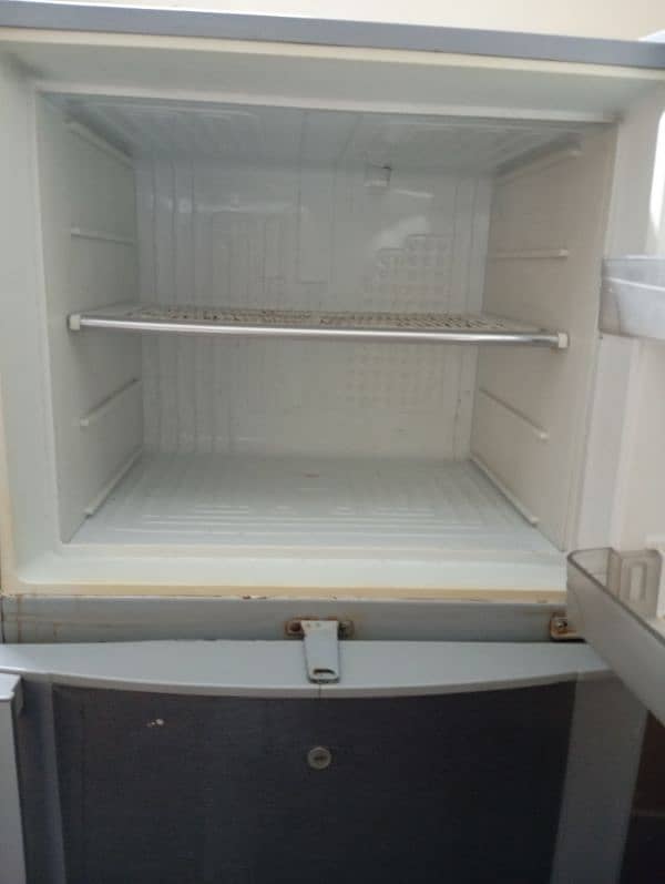 Dawlance Refrigerator 1