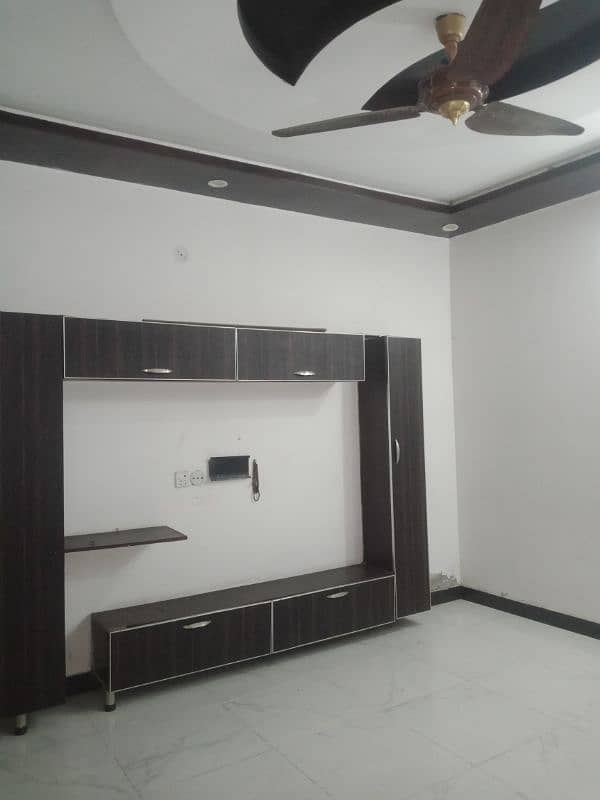 Separate Lowerr Portion for Rent in Amir Town Trust School Harbanspura 8