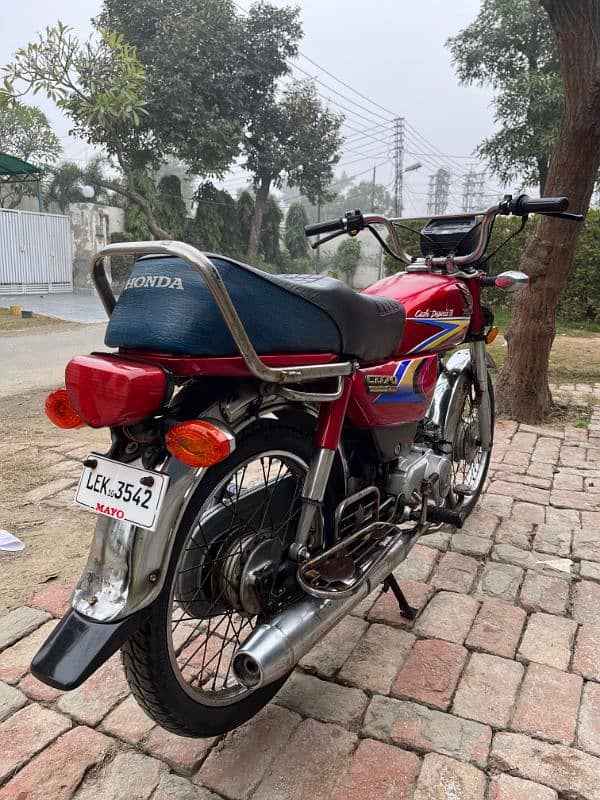 HONDA CD 70 MODEL 2010 3