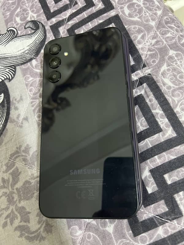 Samsung Galaxy A24 1