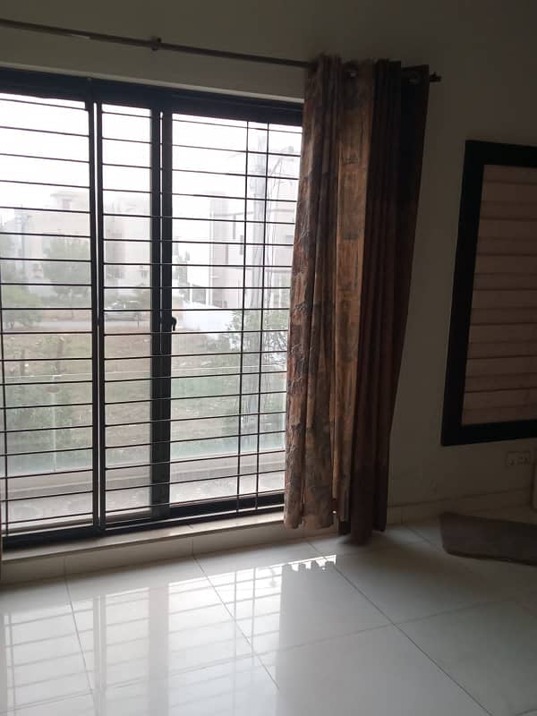 5 MARLA BEAUTIFUL HOUSE AVAILABLE FOR RENT IN DHA 11 RAHBER 3