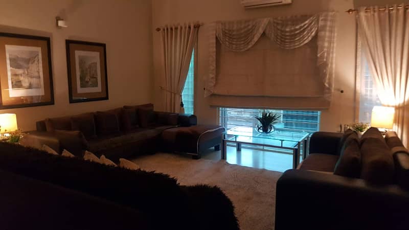 1 KANAL FULLY FURNISHED HOUSE AVAILABLE FOR RENT IN LAKE CITY 6