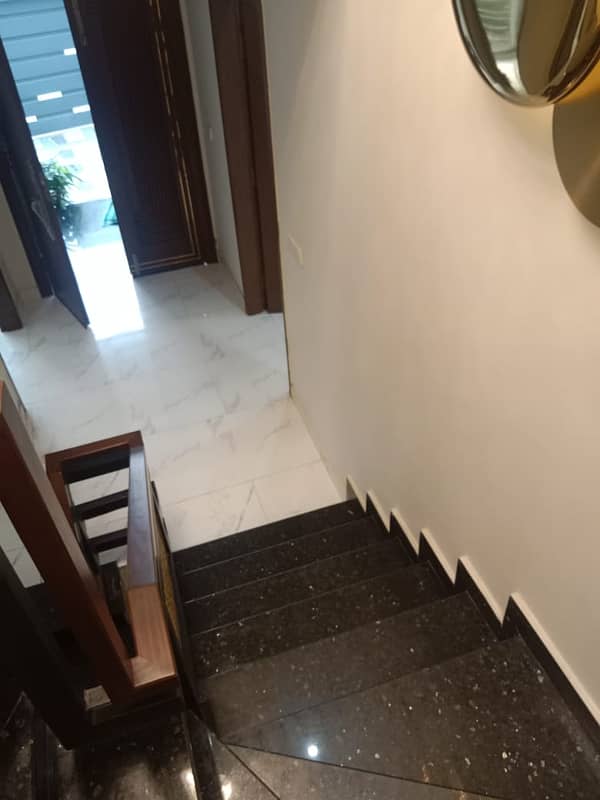 10 Marla Furnished House For Sale In Paragon City Lahore 18