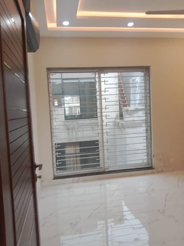 10 Marla Furnished House For Sale In Paragon City Lahore 30