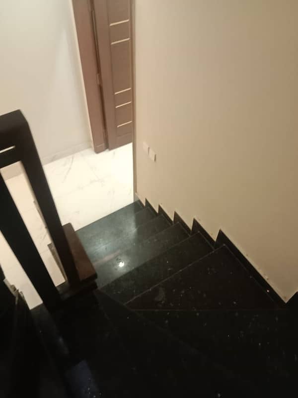 10 Marla Furnished House For Sale In Paragon City Lahore 37