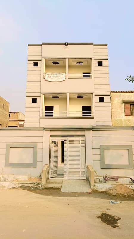 SECTOR -02 BRAND NEW COMMERCIAL EXTRA 60 SQ YDS LAND HOUSE, WEST OPEN , 12 ROOMS, SIX PORTIONS, BEST FOR COMMERCIAL USE, NORTH KARACHI, 2