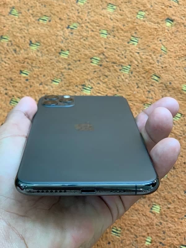 IPhone 11 pro Max For Sale 2