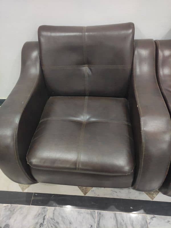 5 seater sofa for sale 0