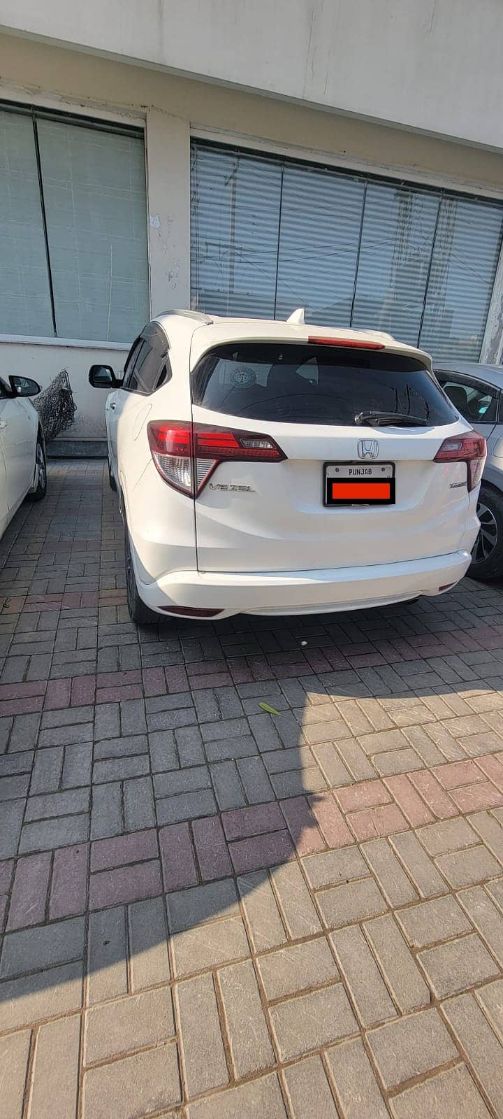 Honda Vezel 2016 1