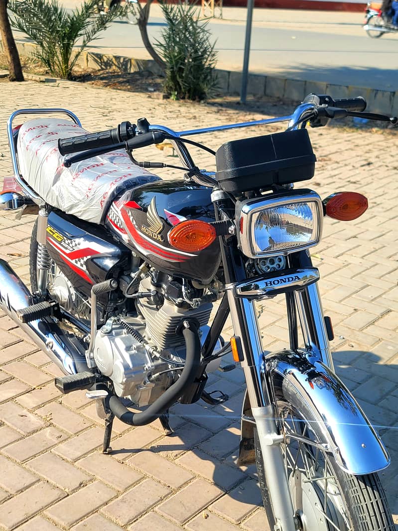 Honda CG 125 2024 5