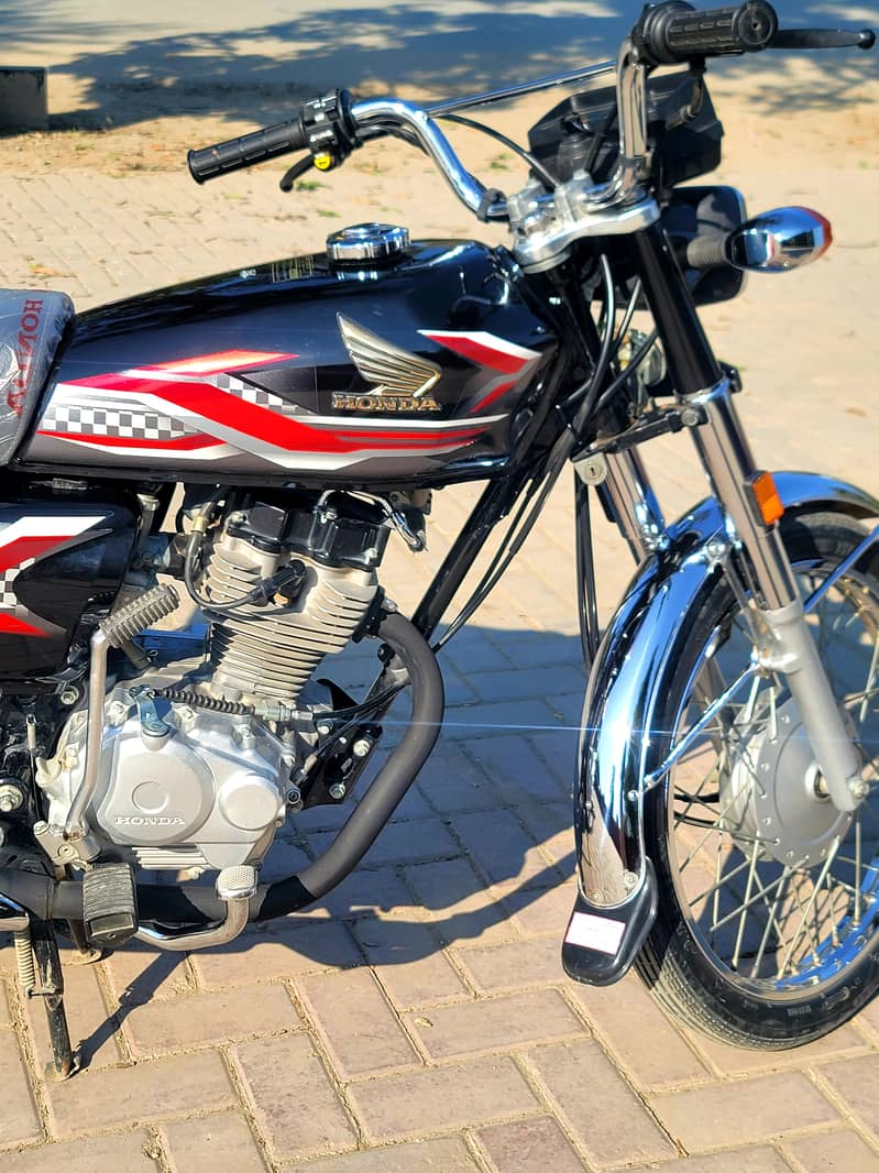 Honda CG 125 2024 6