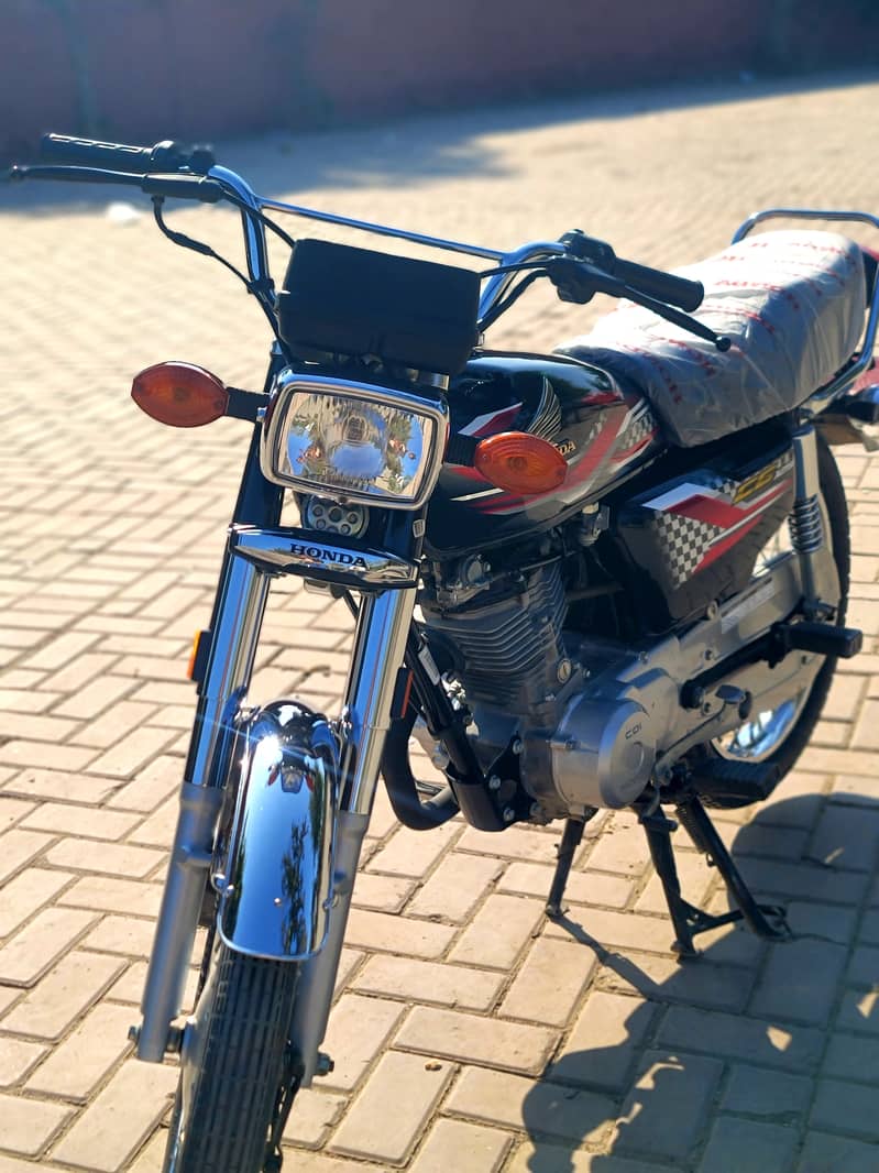 Honda CG 125 2024 9