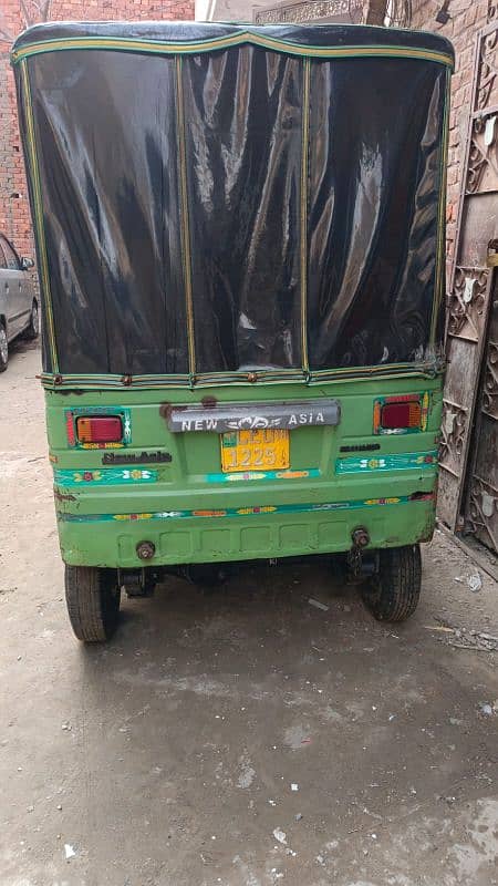 auto rikshah for sale my wattsap 03254800636 2