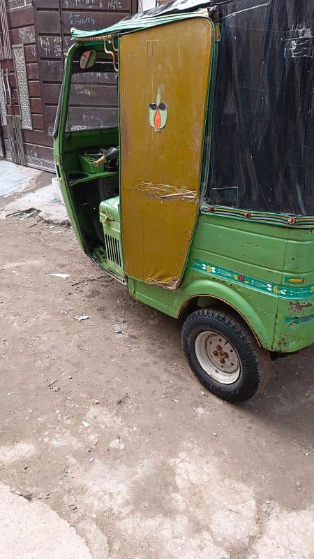 auto rikshah for sale my wattsap 03254800636 3