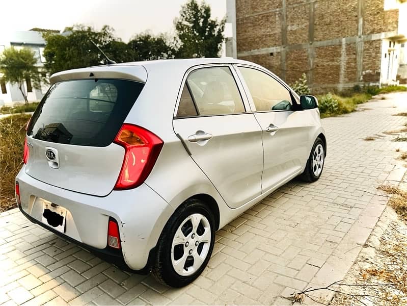 KIA Picanto 2022 M/T 5