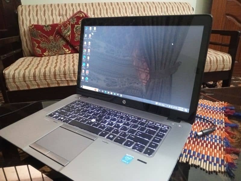 HP ELITE BOOK CORE I5 5 GEN 1