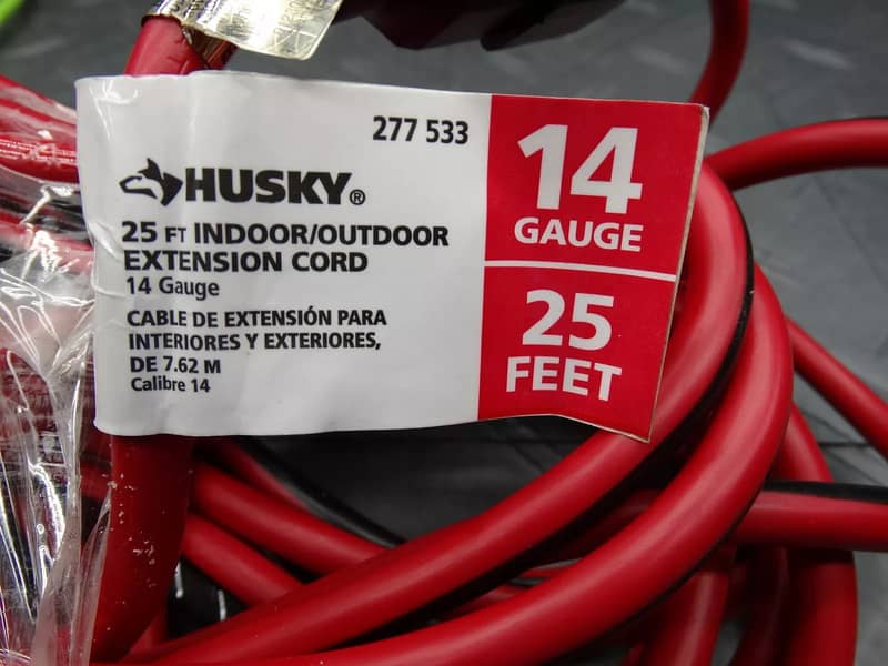 Husky 25 ft. 14/3 Indoor/Outdoor Extension Cord, Red and Black 1