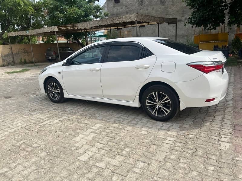 Toyota Corolla Altis 2019 1