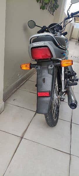 Honda CD 70 Dream 1