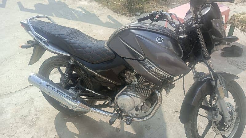 YBR 125 2016 model 0