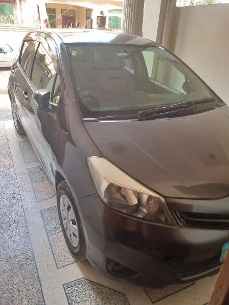 Toyota Vitz 2011 5