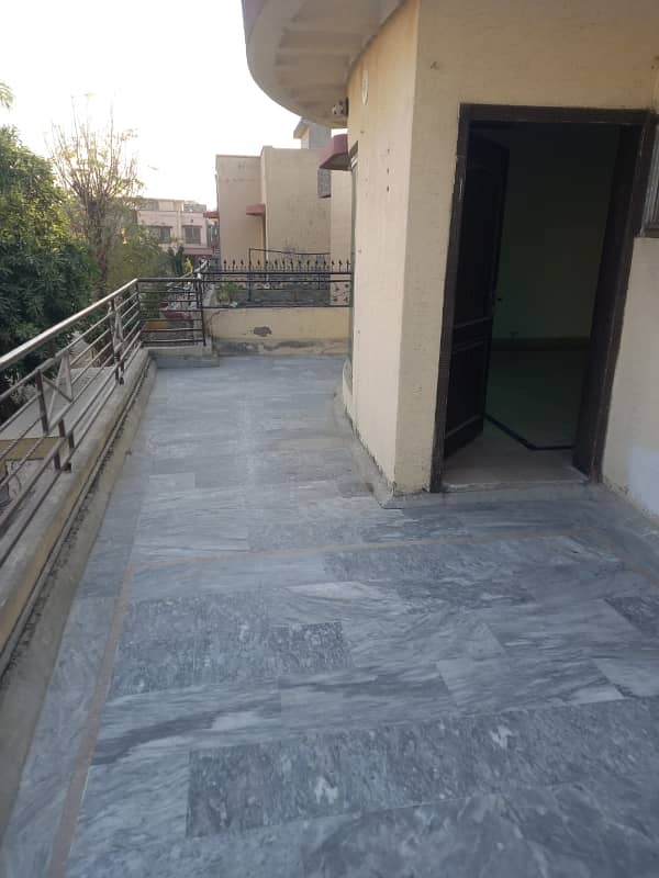 10 Marla upper portion available for rent in phase 4 bahira town Rawalpindi 0