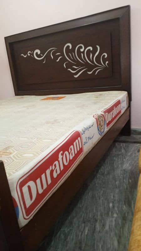 king bed with mattress side tables 0