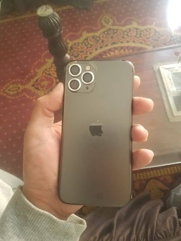 iPhone 11 pro 1