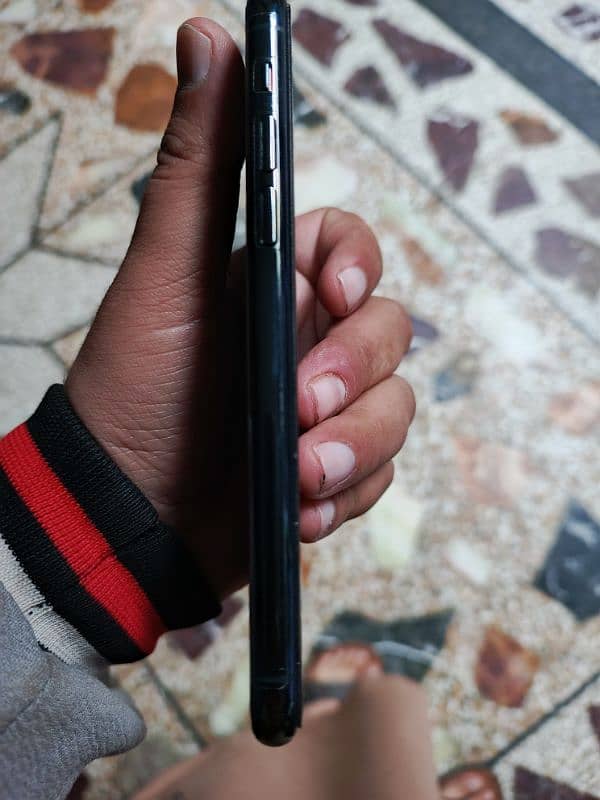 Iphone 11 pro new condition for sale Non Pta 4