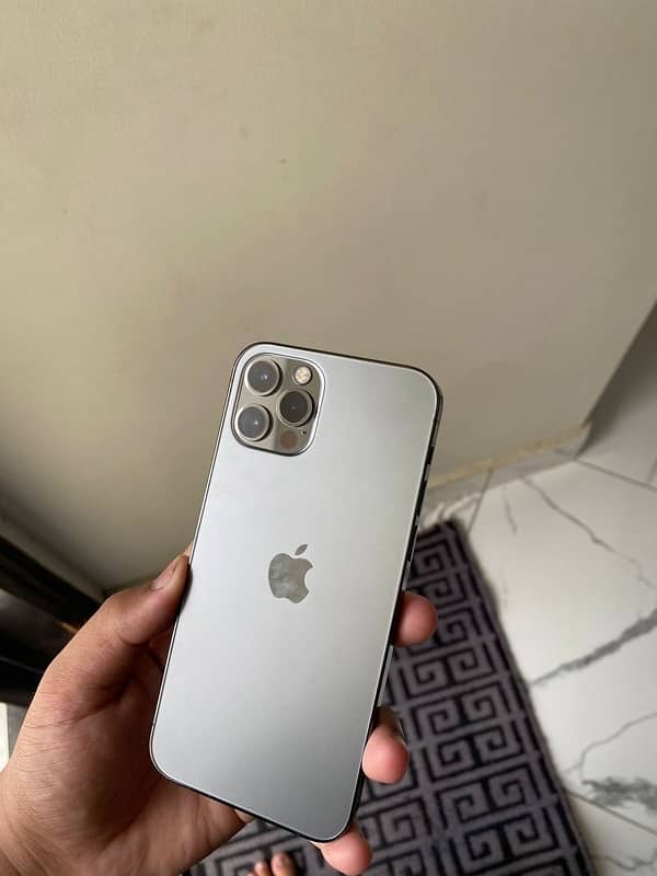 IPhone 12 pro 128 gb 6