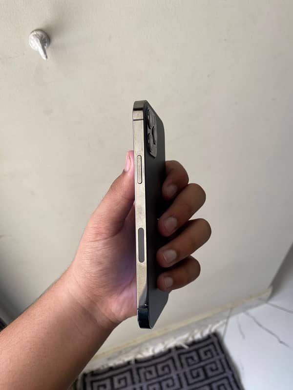 IPhone 12 pro 128 gb 8