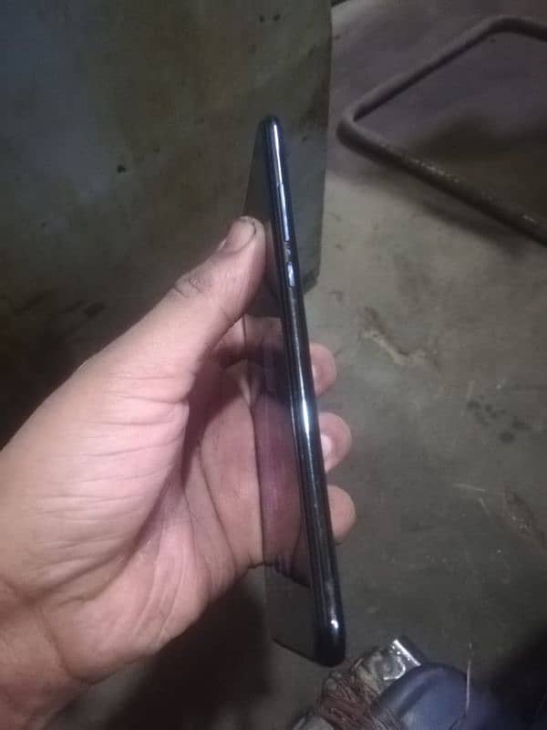 I'm sell huawei y9 2019 4gb 64gb 1