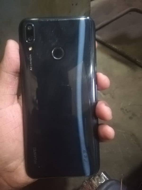 I'm sell huawei y9 2019 4gb 64gb 4