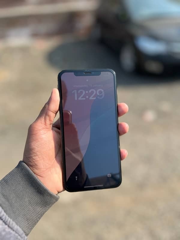 I phone Xs Max 4