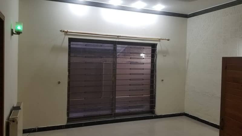 12 Marla ground portion for rent in phase 6 bahria town Rawalpindi 9