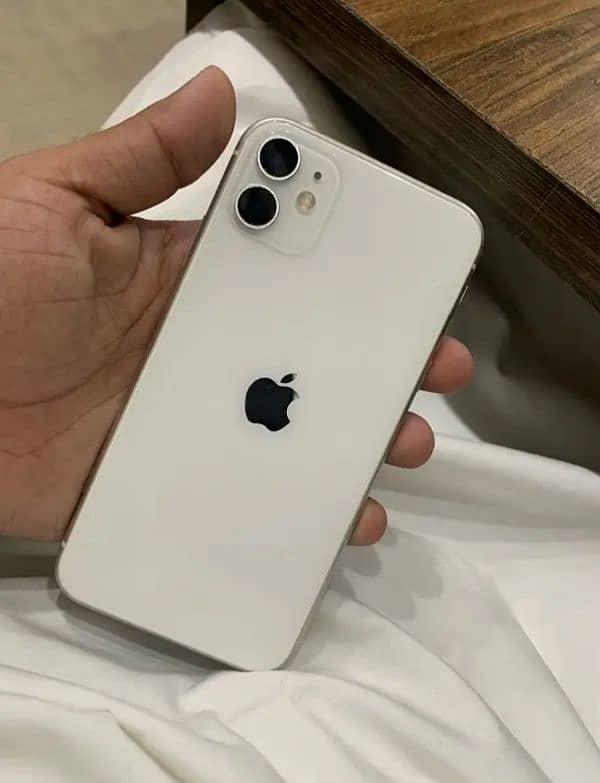 iphone 11 128gb factory unlock non pta  battery 80% panel change 2