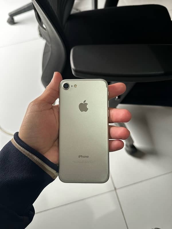 Iphone 7 PTA Approved 1