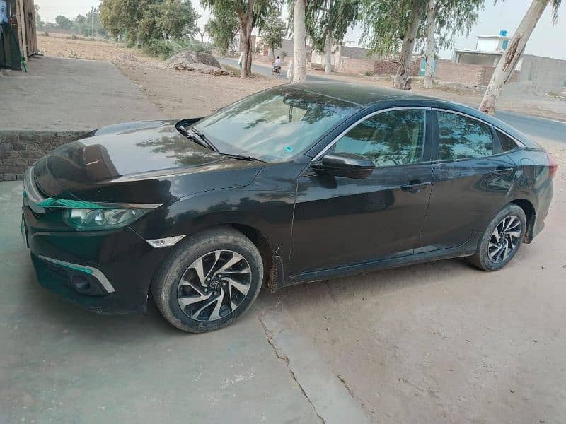 Honda Civic EXi 2018 9