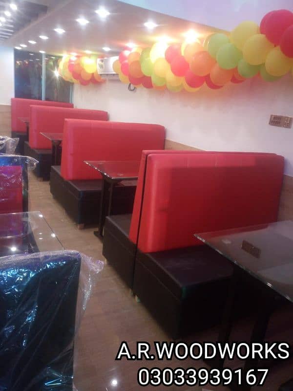 CAFE'S RESTAURANT FURNITURE / Hotal furniture AVAILABLE FOR SALE 0