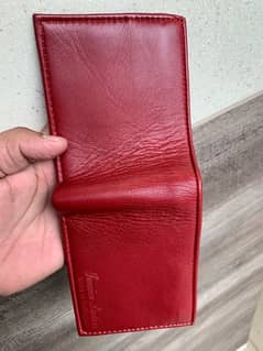 mehroon colour wellets pure leathers contact on watsapp