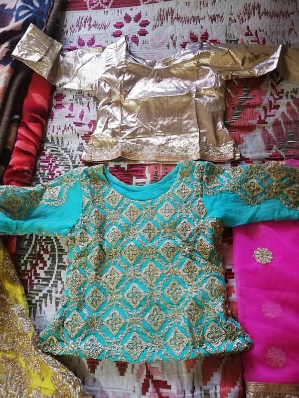 mehndi lehnga (only used once) 2