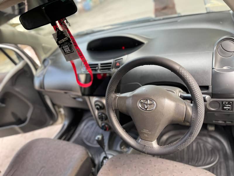 Toyota Vitz 2007 2