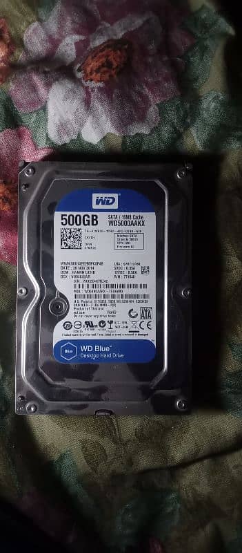 500 gb hard drive (free new VGA cable) 1