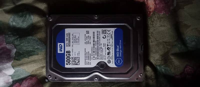 500 gb hard drive (free new VGA cable) 2