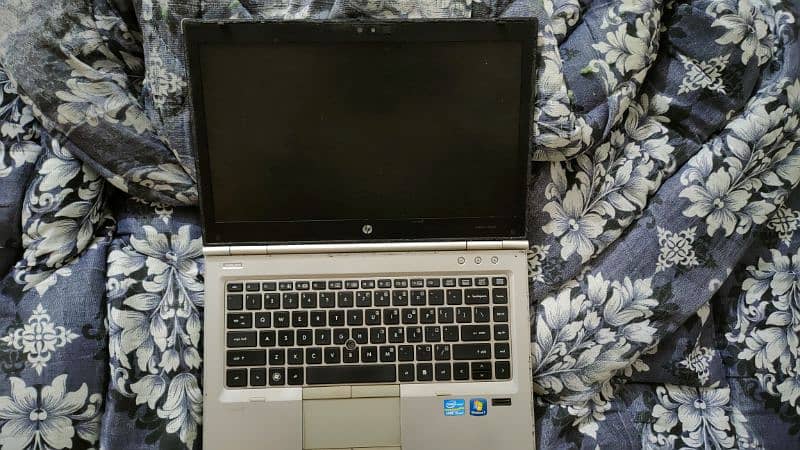 Hp elite book 840p 6/500 7