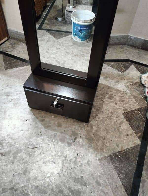 Mirror Cabinet with Shawl hanging 2