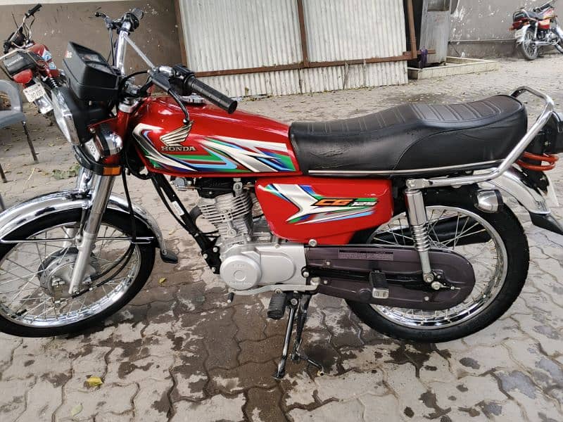 Honda 125 Model 2023 Red | LusShh Condition | 03244612374 Call Me. 4