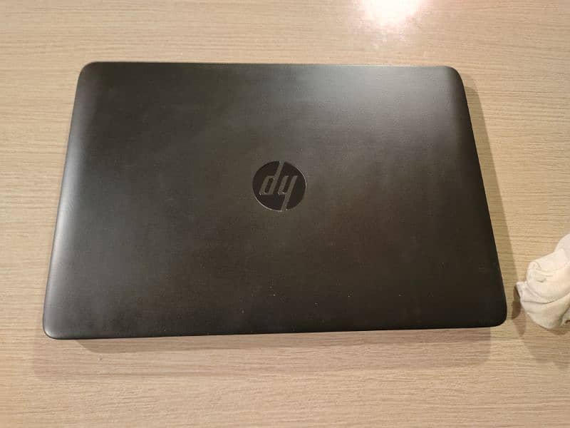 HP Elite book 840 G2 (i5 - 5th Generation) 8/256 2